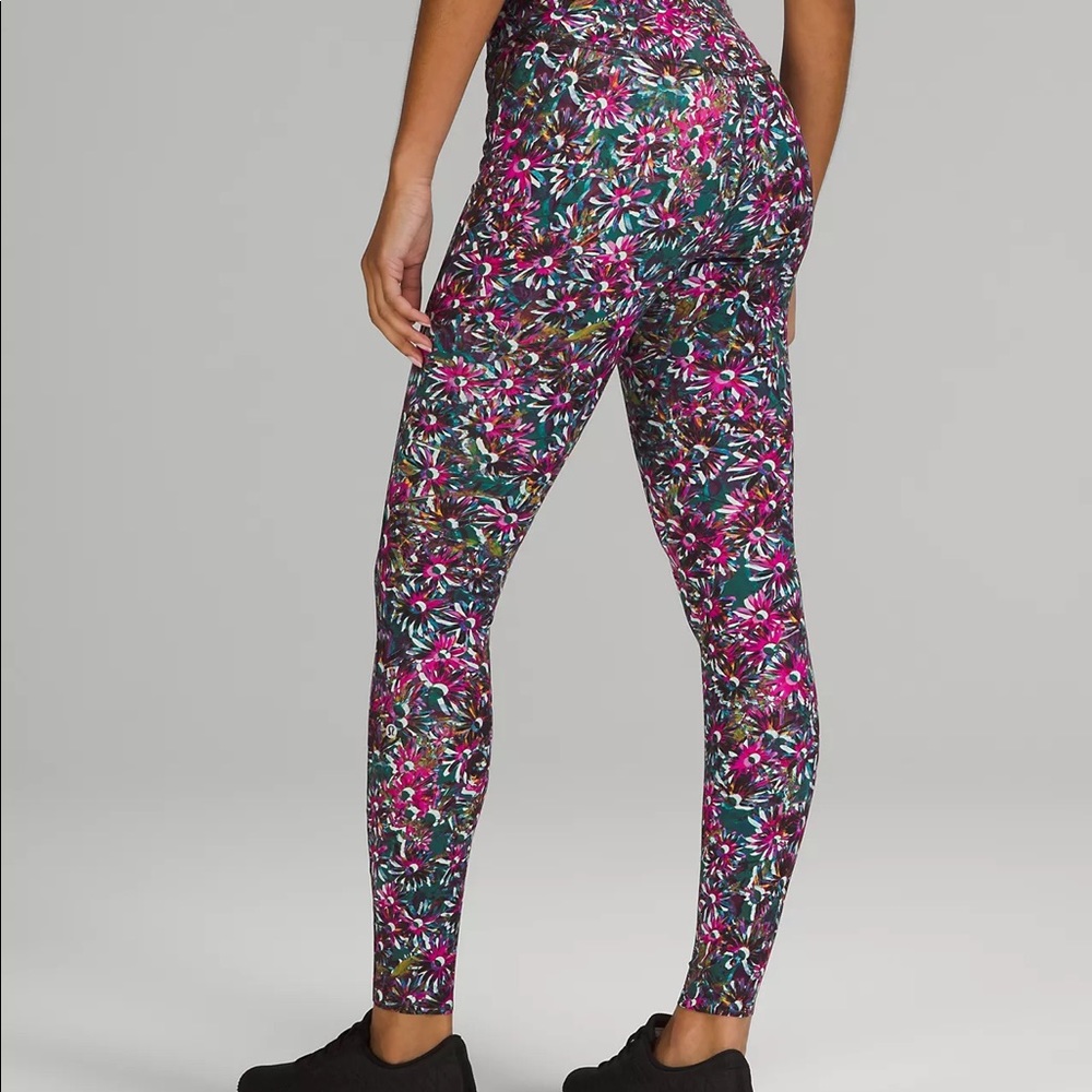 Lululemon Base Pace High-Rise Running Tight 28" Brushed Nulux - Picture 3 of 8